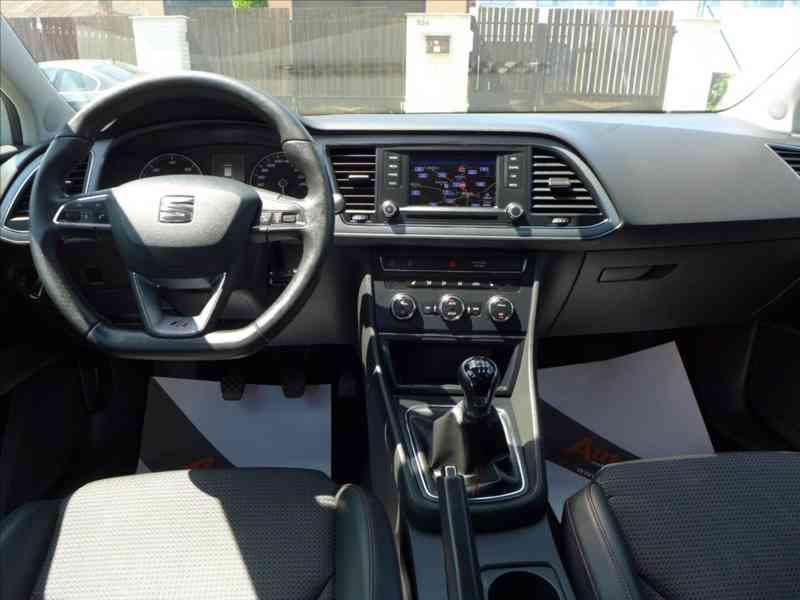 Seat Leon 2,0 TDI FR 110KW LED NAVI 1.M - foto 7