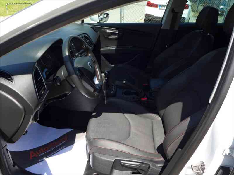 Seat Leon 2,0 TDI FR 110KW LED NAVI 1.M - foto 5