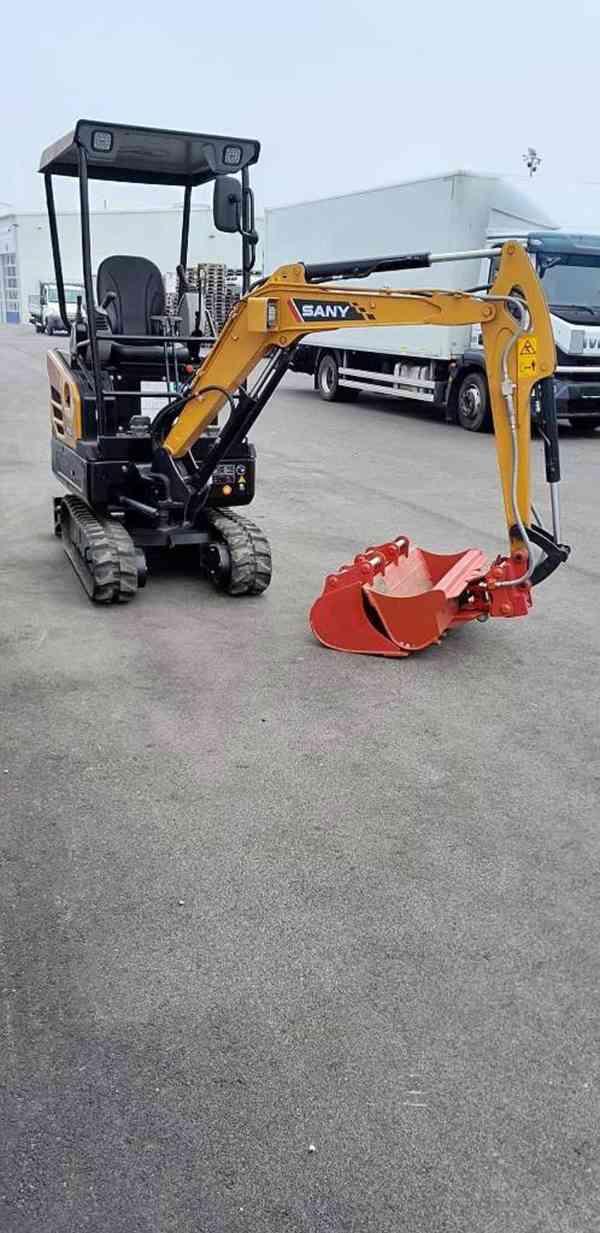Prodám minibagr SANY SY16C!  Výkonný stavební stroj za speci - foto 3