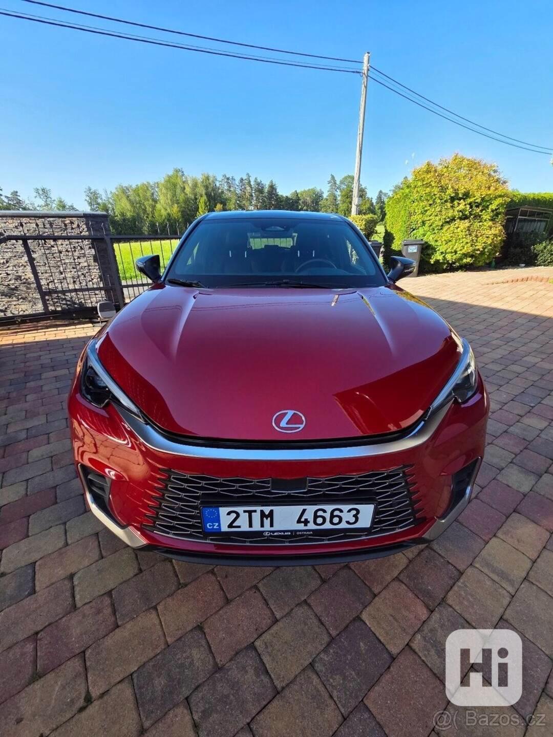 Lexus LBX - foto 1