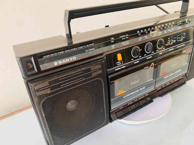 Radiomagnetofon Sanyo MW 166L, rok 1988 - foto 3
