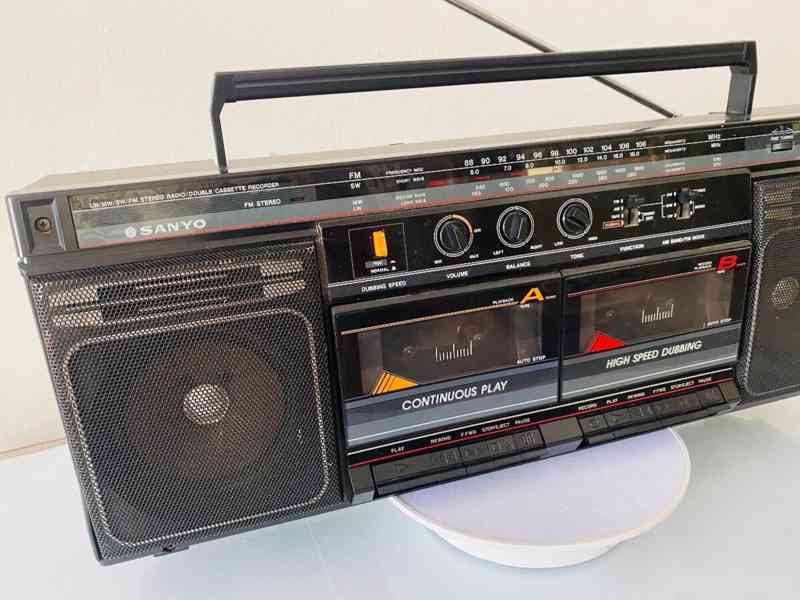 Radiomagnetofon Sanyo MW 166L, rok 1988 - foto 11