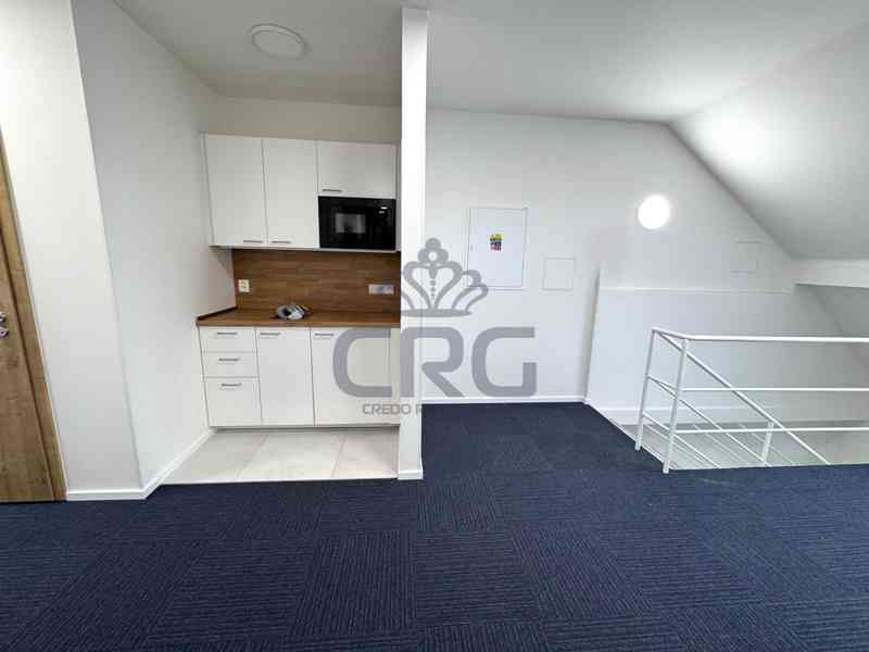PRONÁJEM KANCELÁŘSKÉHO KOMPLEXU O CP CCA 181,57M2 V BRNĚ  - foto 13