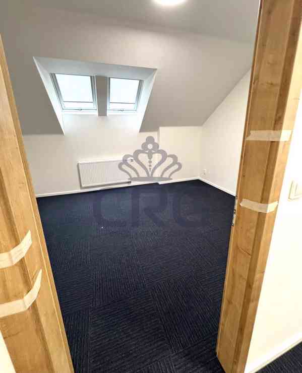 PRONÁJEM KANCELÁŘSKÉHO KOMPLEXU O CP CCA 181,57M2 V BRNĚ  - foto 4