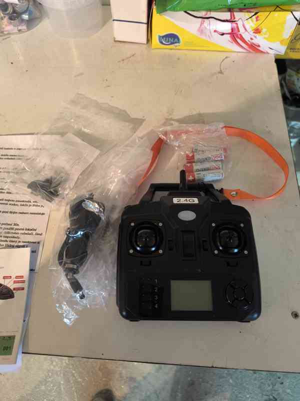 Zavážecí lodička s GPS - foto 7