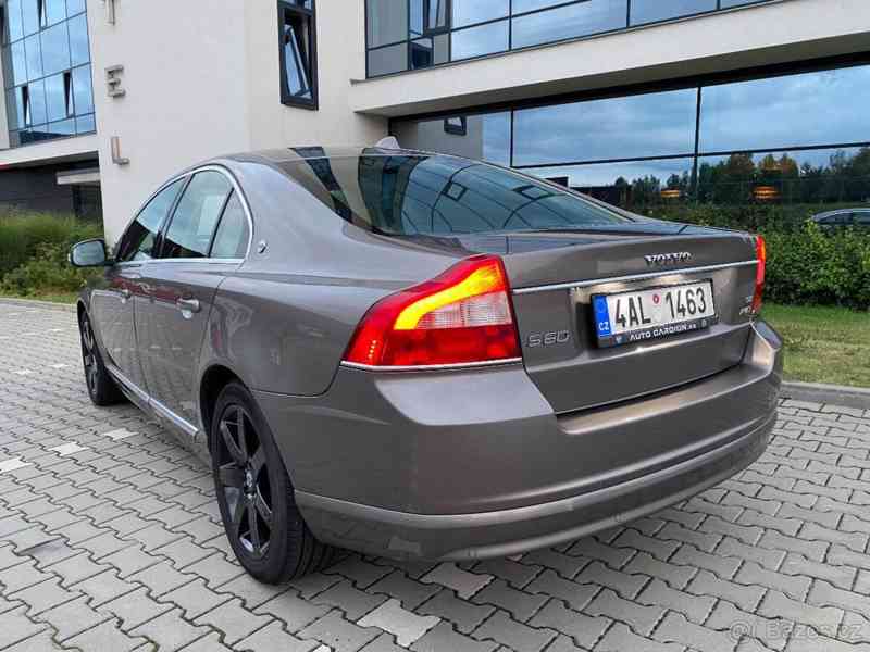 Volvo S80 3,2   (P3), 3.2i 175kW AWD - foto 11