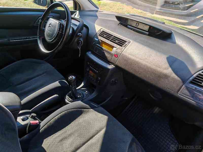 Citroën C4 1,6 16V 80KW benzín - foto 12