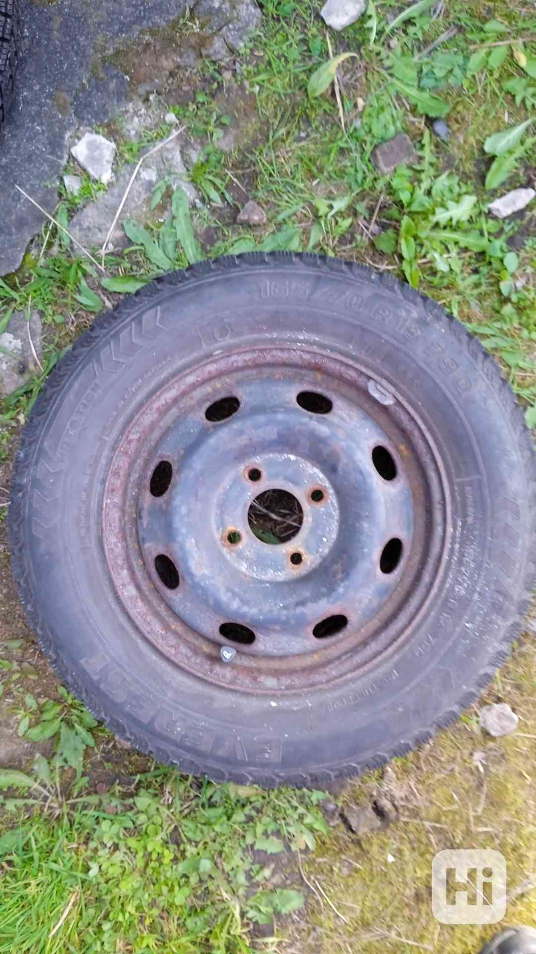 Sada zimních pneumatik - foto 1
