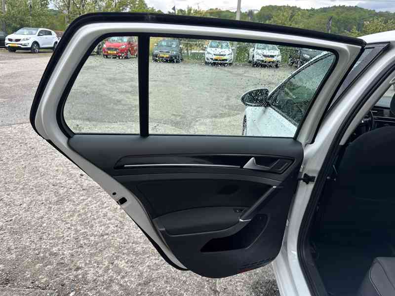 Volkswagen VW Golf 2.0TDI DSG/110kW/1MAJ/Tempomat - foto 14