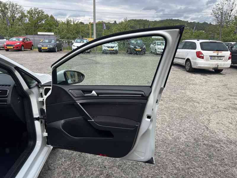 Volkswagen VW Golf 2.0TDI DSG/110kW/1MAJ/Tempomat - foto 21