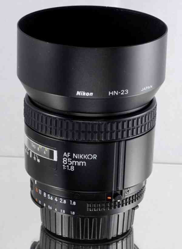 Nikon AF Nikkor 85mm f/1.8 **FX, Pevný 85mm 1:1.8 portrét*UV - foto 5