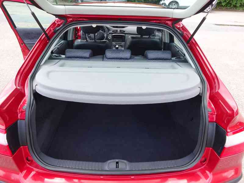 Renault Laguna 2.0i r.v.2001 2.Majitel Koupeno v ČR (103 kw) - foto 14