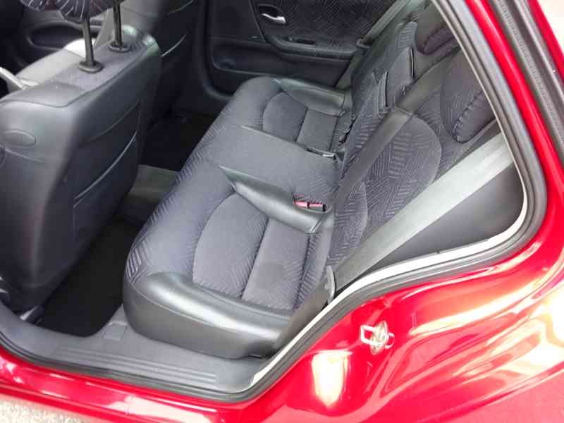Renault Laguna 2.0i r.v.2001 2.Majitel Koupeno v ČR (103 kw) - foto 13
