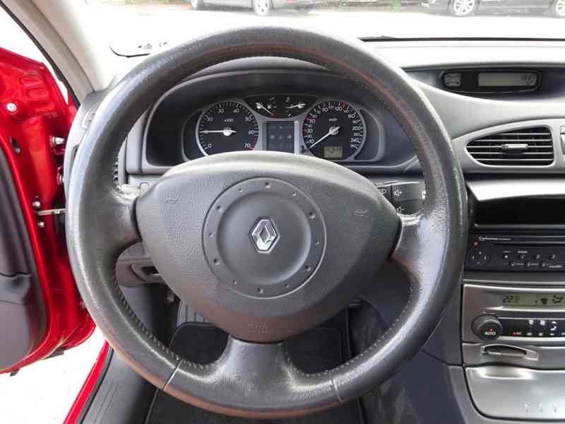 Renault Laguna 2.0i r.v.2001 2.Majitel Koupeno v ČR (103 kw) - foto 10