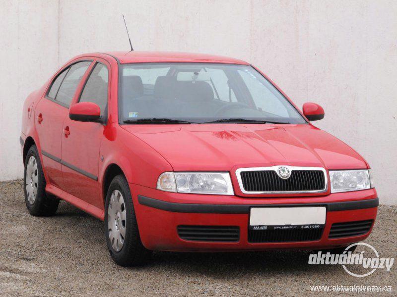 Škoda Octavia 1.6, benzín,  2010 - foto 1