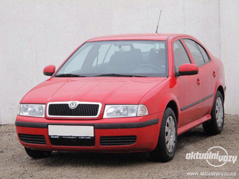 Škoda Octavia 1.6, benzín, 2010 - foto 13
