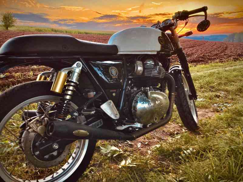 Royal Enfield GT650 continental - foto 8