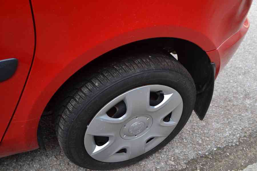 Š.Roomster Praktik 1.4 16V 63kw, PO ROZVODECH,r.2009,ČR - foto 14