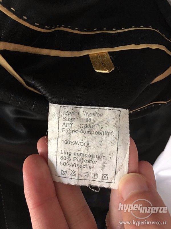 Krásný a luxusní oblek LUGGI - 100% vlna - foto 4