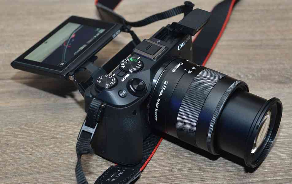 Canon EOS M3 + Objektiv EF-M 18-55mm 4800 Exp. - foto 10