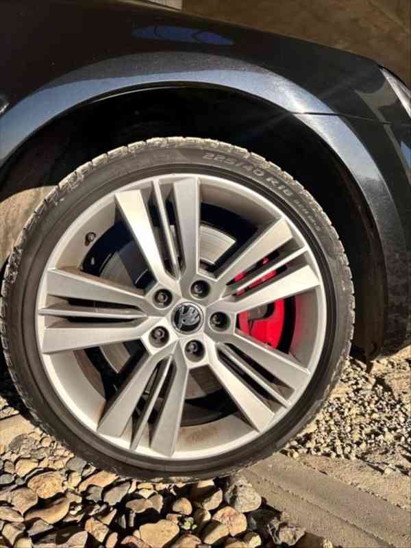 Škoda Octavia 2,0   RS, diesel, 135kW - foto 10