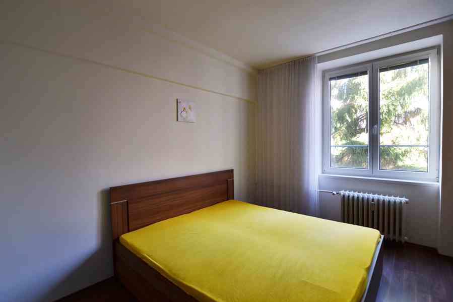 Prodej bytu 2+1 56 m² Charkovská, Karlovy Vary - foto 2