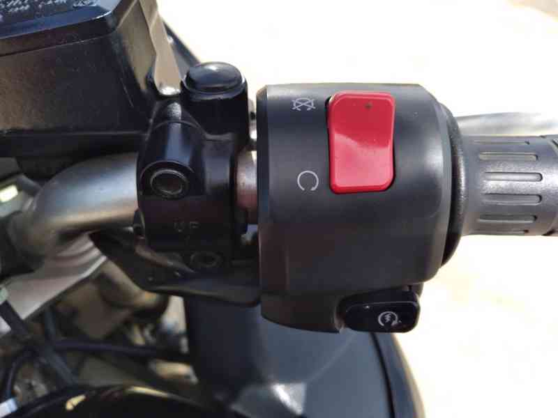 KAWASAKI ER6-F - foto 11