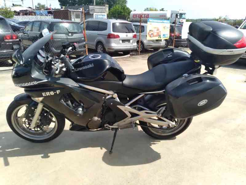 KAWASAKI ER6-F - foto 4