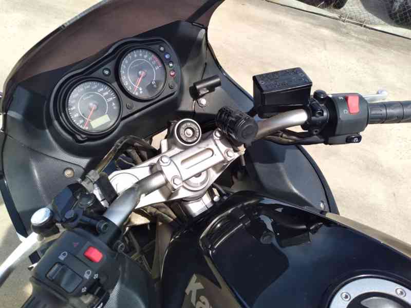 KAWASAKI ER6-F - foto 12