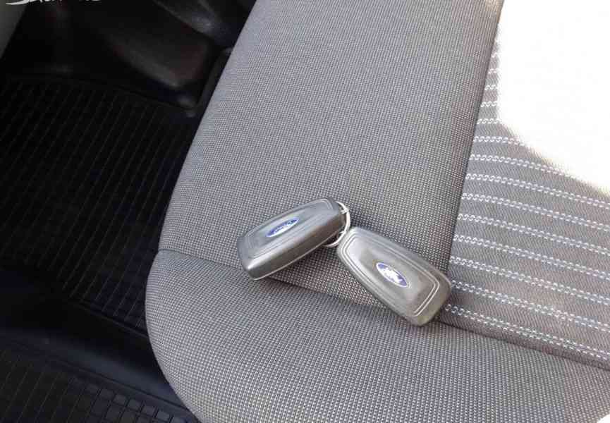 Ford Transit Custom, 2.2 TDCI (9 MÍST) 92 KW - foto 21