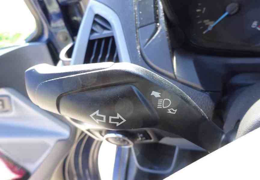 Ford Transit Custom, 2.2 TDCI (9 MÍST) 92 KW - foto 9