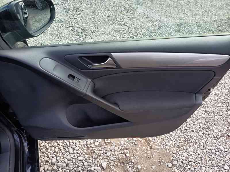 VOLKSWAGEN Golf Vl 1,2TSI Trendline - foto 16