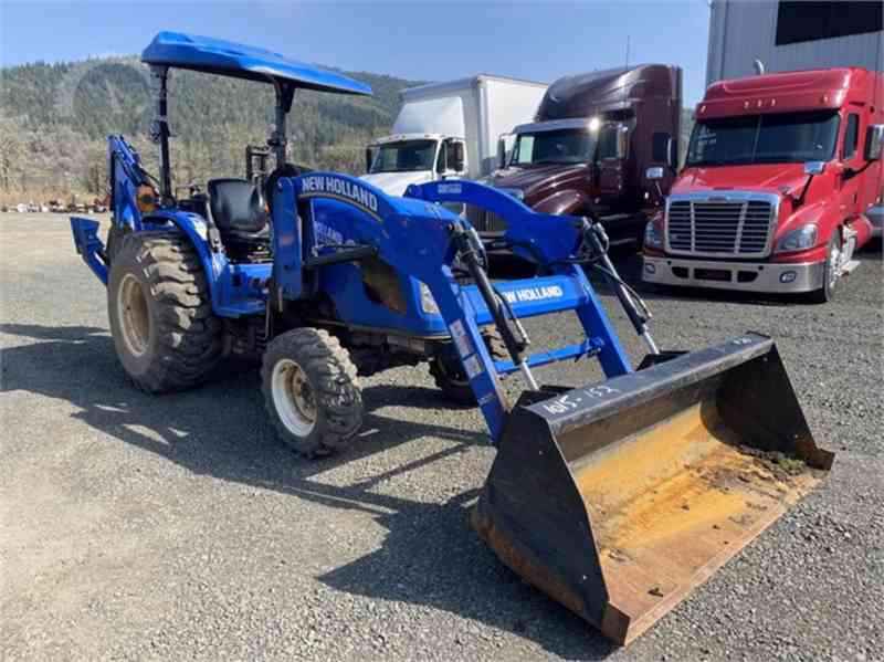 Traktor NEW HOLLAND WORKMASTER 35 - foto 3