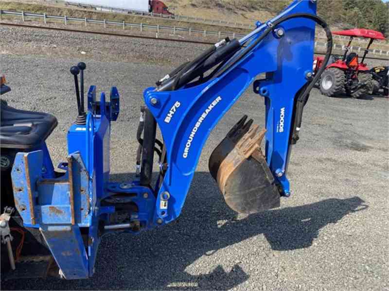 Traktor NEW HOLLAND WORKMASTER 35 - foto 6