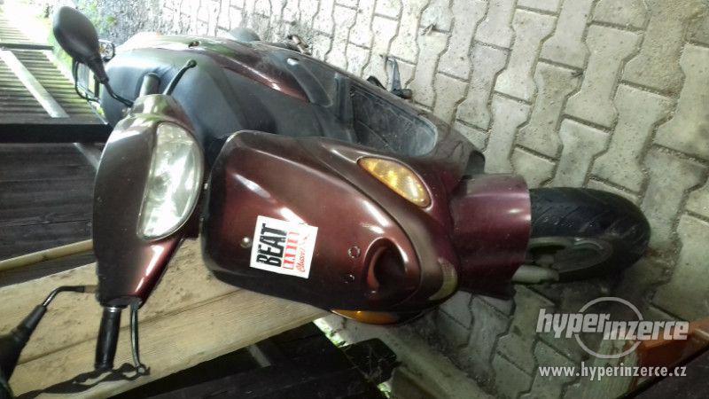 Ricambio Per Scooter Cinesi Fanale Posteriore Per Scooter Jinlun Star 50 - Luce Chiara Con Blinker Integrati, Omologato ECE Fanale Jinlun Star 50QT - Foto 7