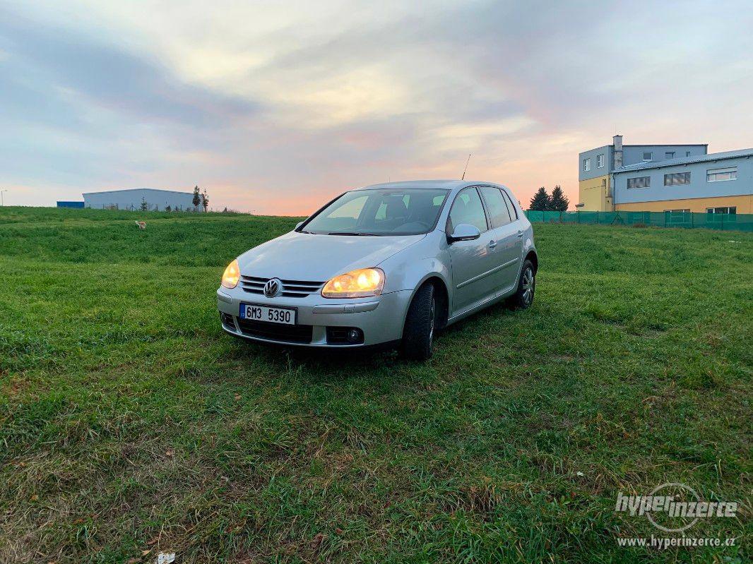 Volkswagen Golf 5 1.4 - foto 1