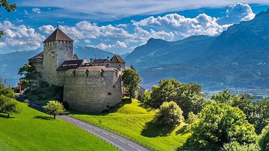 Švýcarsko s panoramatickým vlakem UNESCO a Lichtenštejnsko - foto 3