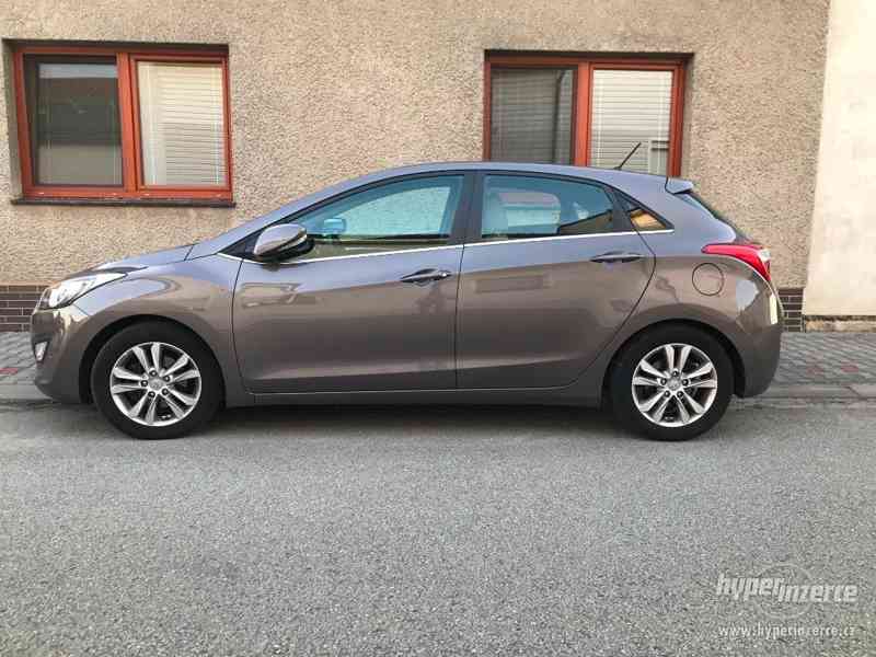 Hyundai i30 - foto 10