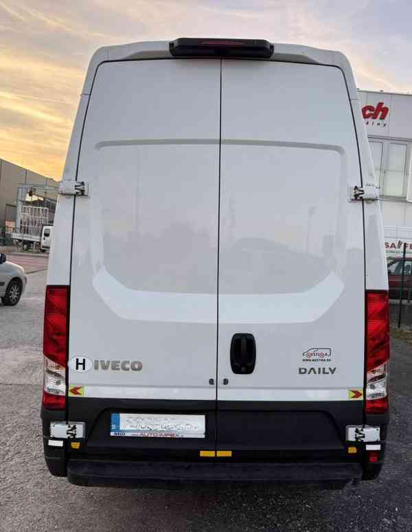 IVECO Daily 3.0 35S18H - foto 5