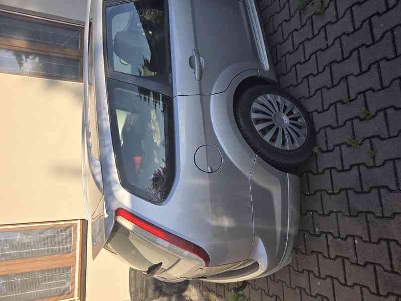 Ford Focus  - foto 5