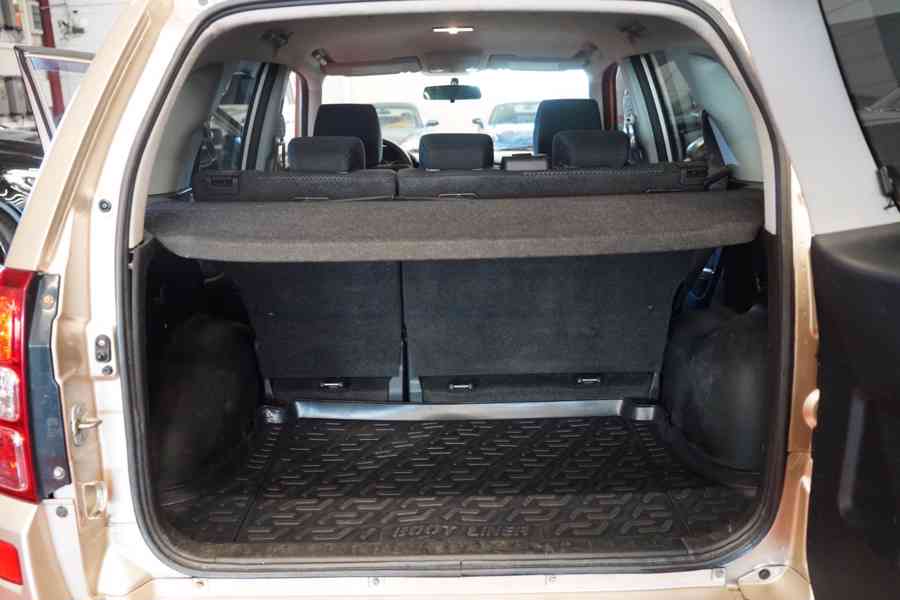 Suzuki Grand Vitara 2.0i benzín 103kw - foto 8