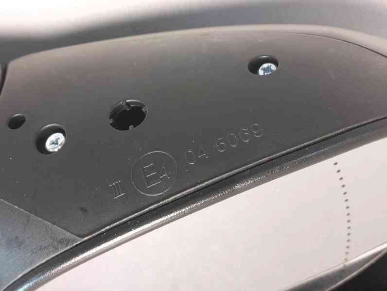 Pravé vnější zrcátko na Citroën C3  - foto 3