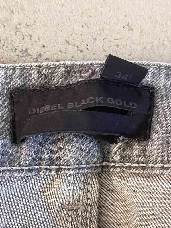 Jeans značky Diesel Black Gold - foto 3