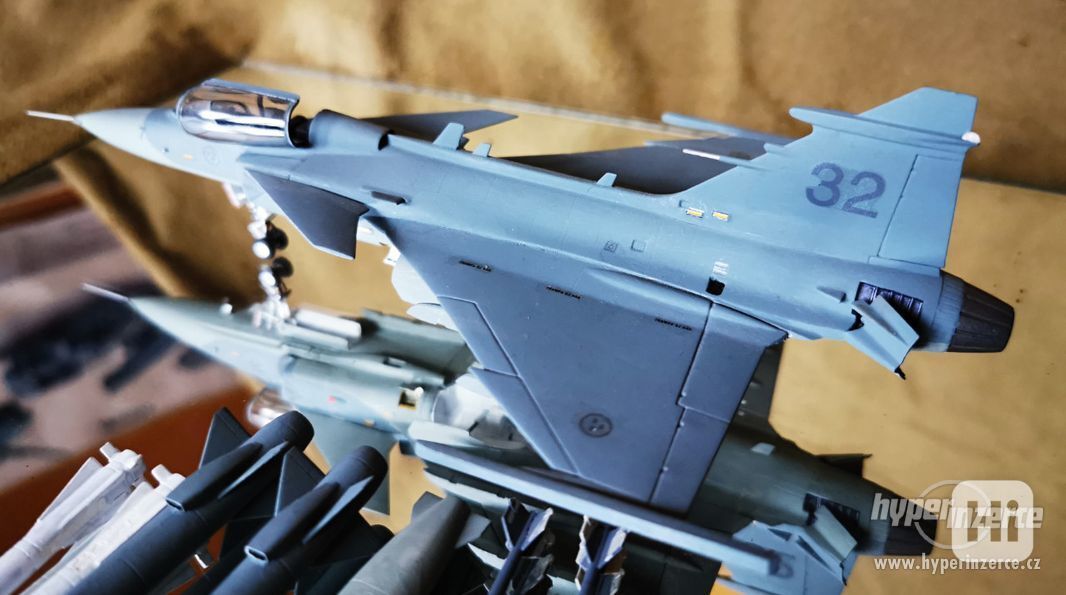 JAS 39 Gripen - foto 2