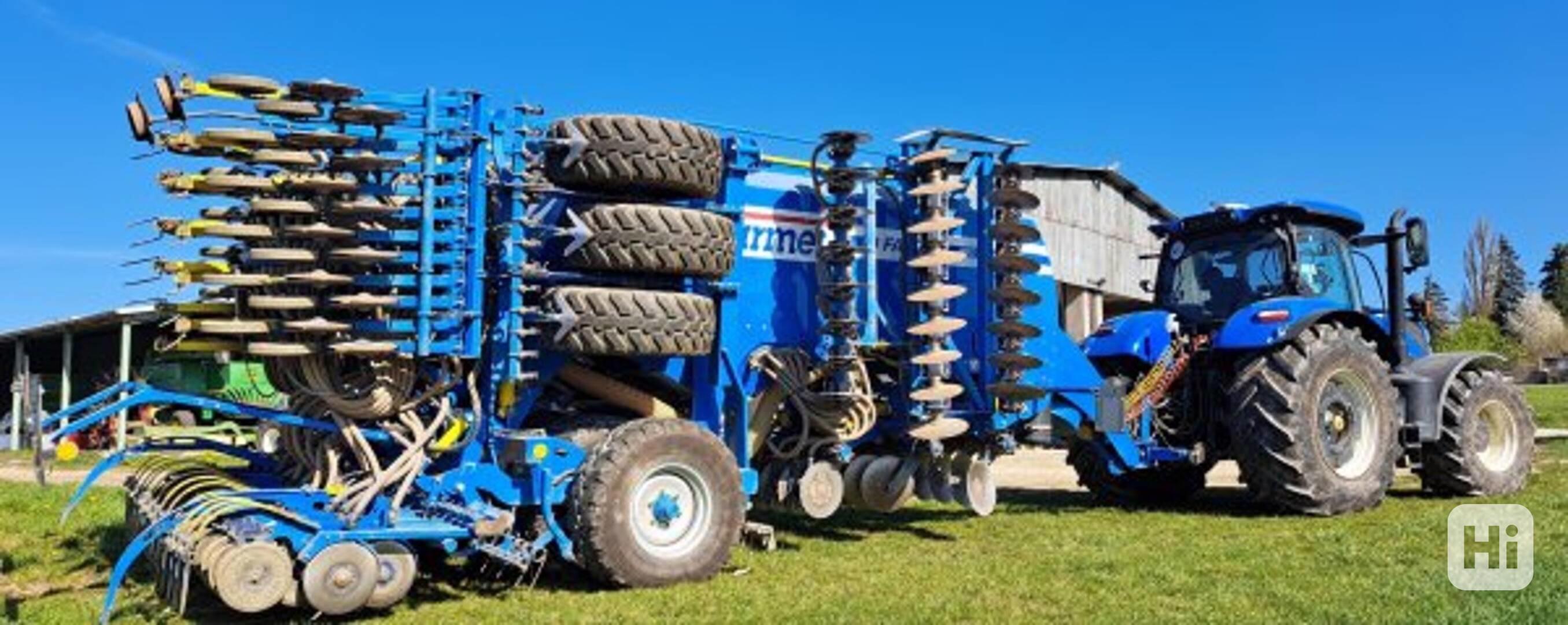 agro set: secí stroj+traktor NH T7.270 +Farmet Falcon 6PRO+ - foto 1