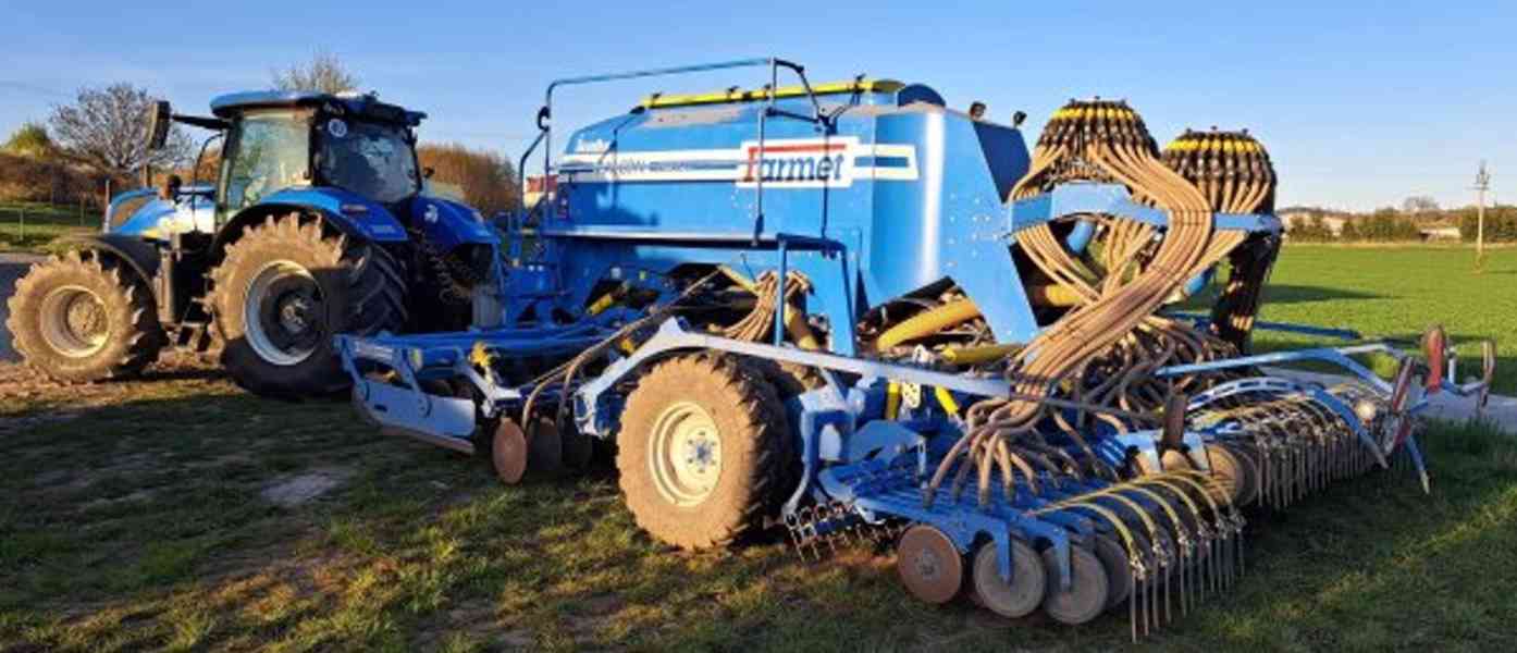 agro set: secí stroj+traktor NH T7.270 +Farmet Falcon 6PRO+ - foto 5