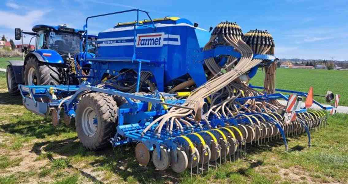 agro set: secí stroj+traktor NH T7.270 +Farmet Falcon 6PRO+ - foto 8