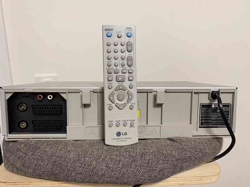 Kvalitní videorekordér LG LV4987 - plně funkční  - foto 5