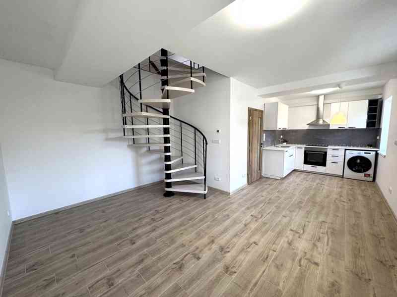 PRONÁJEM MEZONETOVÉHO BYTU 3+KK, ROSTĚNICE U VYŠKOVA - foto 11