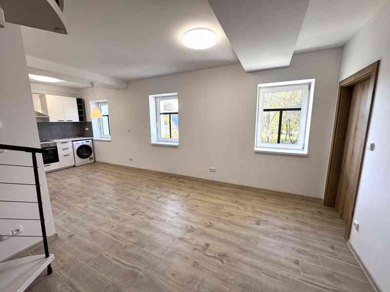 PRONÁJEM MEZONETOVÉHO BYTU 3+KK, ROSTĚNICE U VYŠKOVA - foto 13